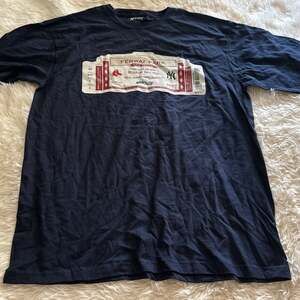 BOSTON RED SOX NEW YORK HIGHLANDERS 1912 T-SHIRT LG